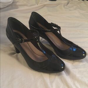 Elegant Black Women's Heels tstrap  Giani Bernini 1920s gatsby style